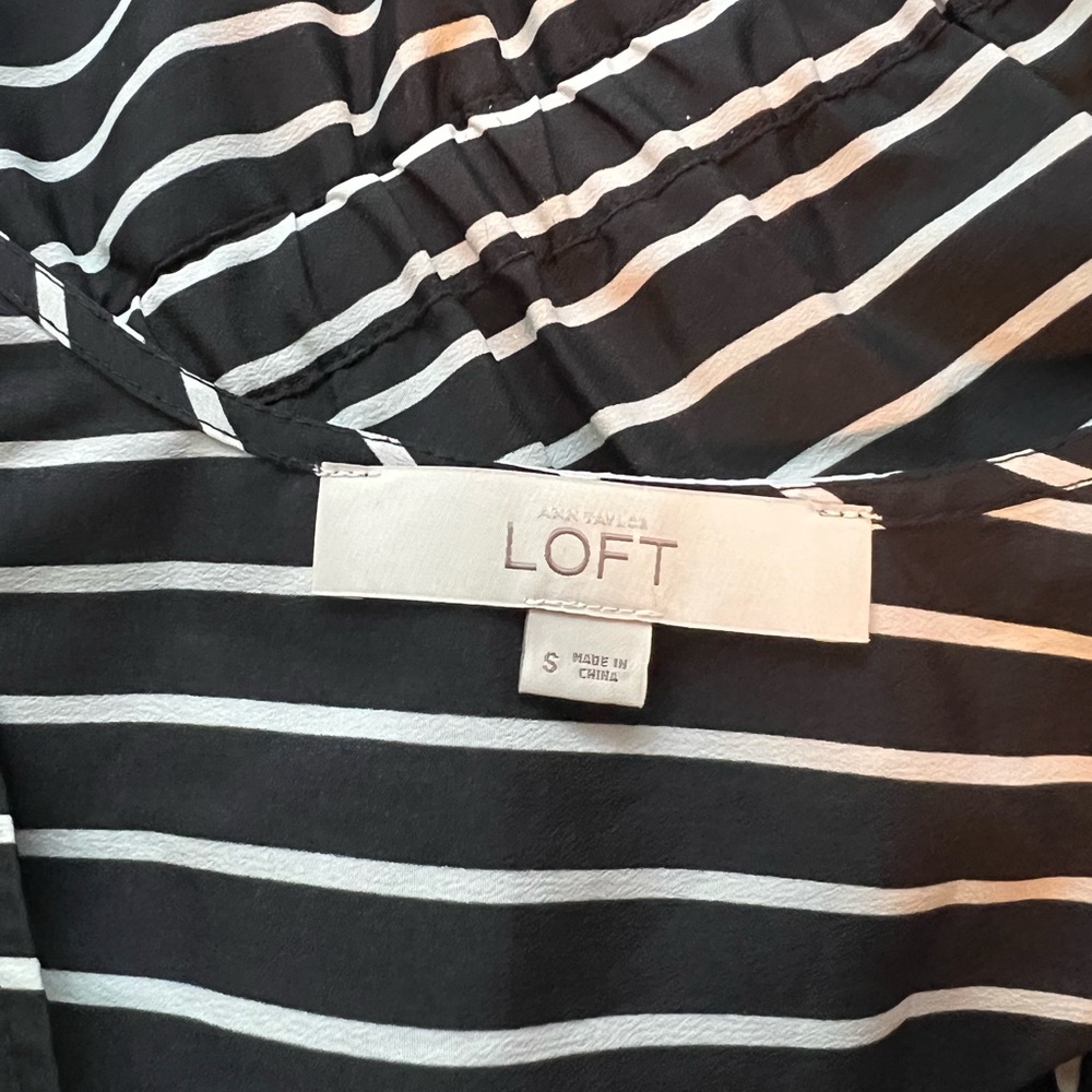 Loft Dress - Picture 3 of 3